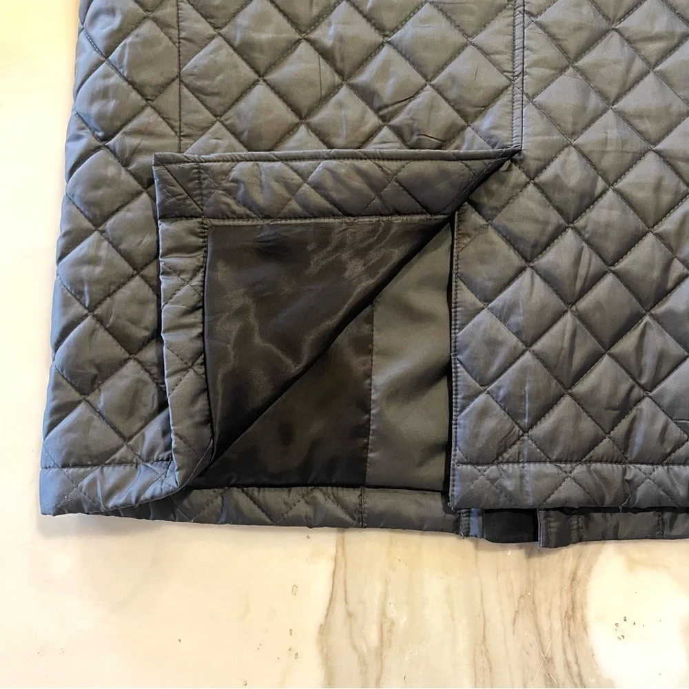 Men’s Lightweight Hooded Quilted Parka Jacket by Cardinal of Canada - Picture 12 of 16